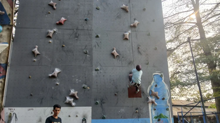 Persiapan Atlet Panjat Tebing Kota Bogor menuǰu Porprov XV Jabar 2026