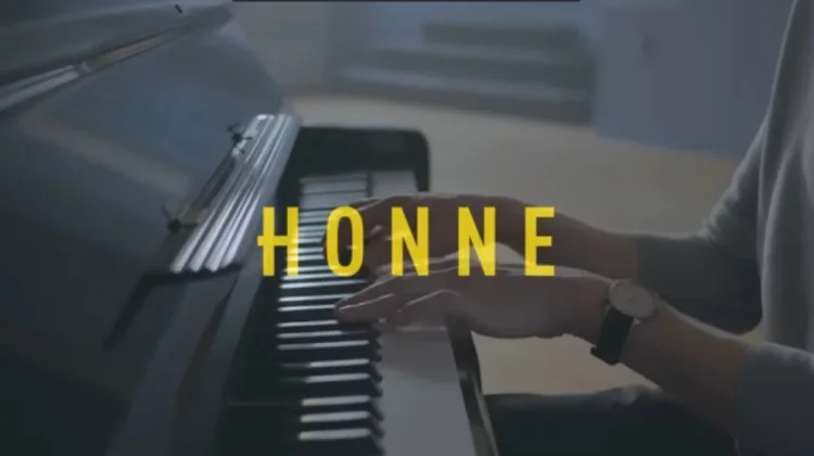Lirik Lagu Location Unknown oleh HONNE ft. BEKA
