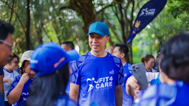 Kegiatan Jalan Santai Bersama Kang Dedie, Masyarakat Diajak Sehat Sambil Berbagi