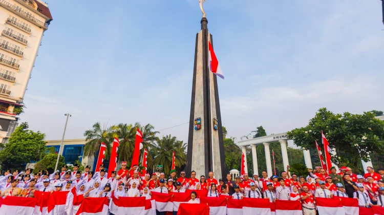 Kirab Merah Putih 500 Meter Semarakkan FMP ke-11 di Bogor