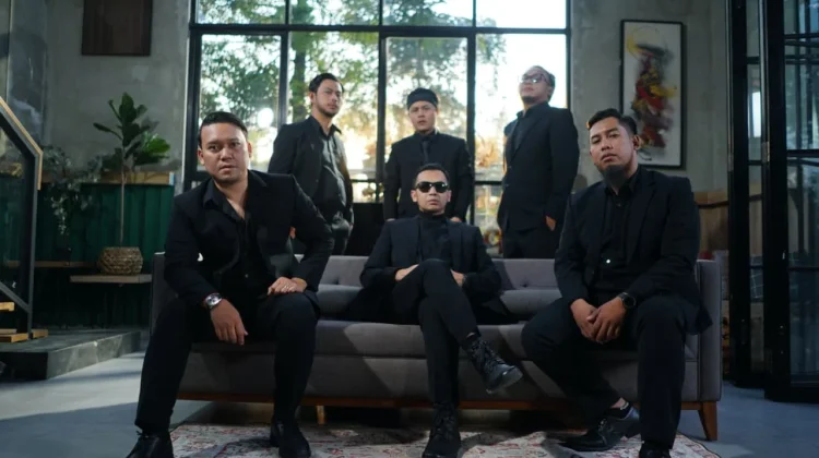Satrio Rilis Single "Suaramu", Obat Rindu Berpulang