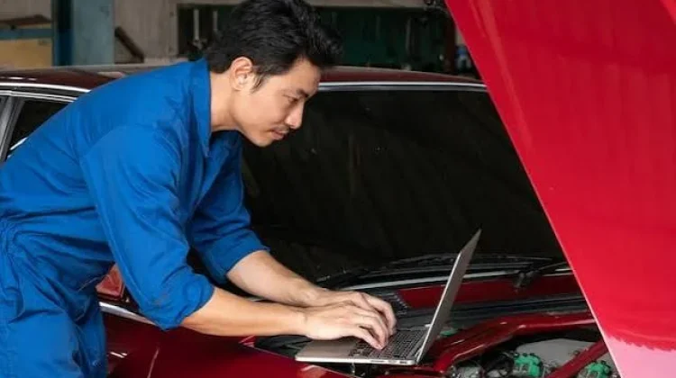 Cuaca Panas Mengancam Kendaraan, Ini Cara Menjaga Motor dan Mobil Tetap Prima