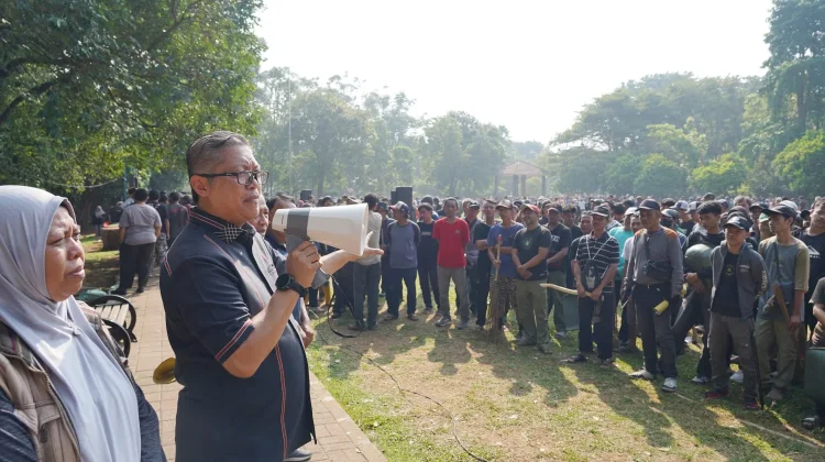 Padat Karya Libatkan 1.700 Warga, Kebersihan Kota Bogor Terjaga