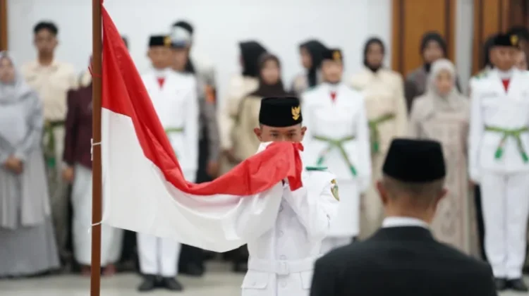 Wali Kota Sukabumi Kukuhkan 30 Anggota Paskibraka