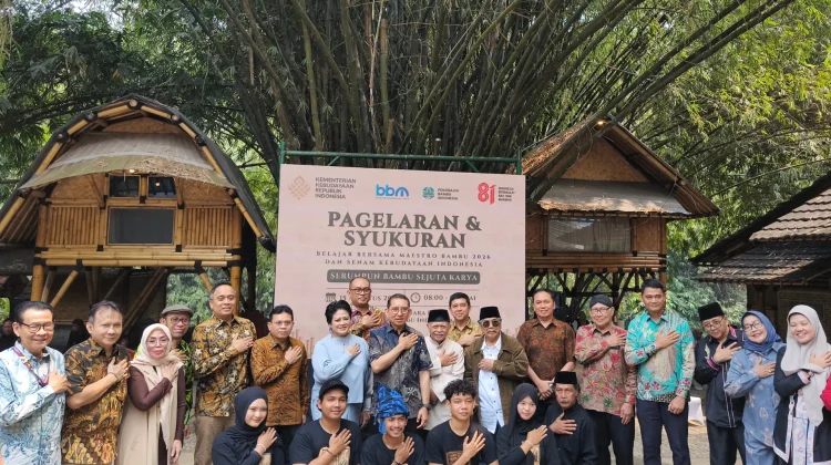 Maestro Jatnika Wariskan Ilmu Kriya Bambu ke Generasi Muda