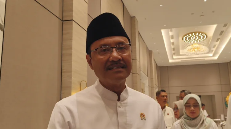 Mensos Pastikan Penyaluran Bansos Triwulan Ketiga Terus Berjalan