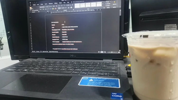 Konsumsi Kopi saat Bekerja, Benarkah Bisa Bikin Lebih Fokus?