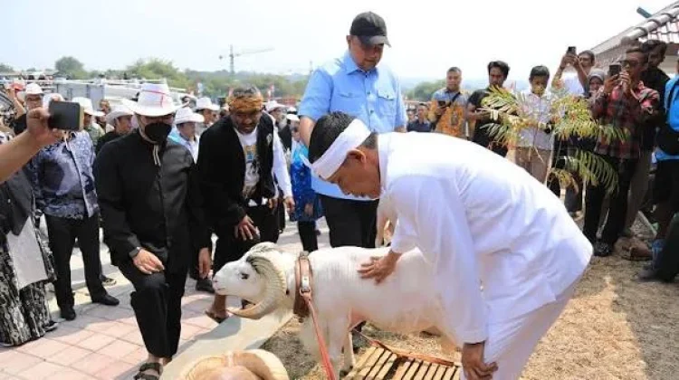 Bupati Bogor Perkuat Tata Niaga Peternakan melalui Pasar Hewan Jonggol