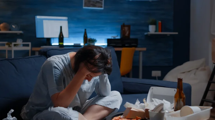 Makan Larut Malam Bisa Ganggu Tidur dan Kesehatan Pencernaan