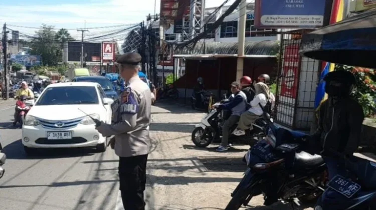 Kios dan PKL Ditertibkan di Pasar Cisarua dan Taman Safari Puncak Bogor