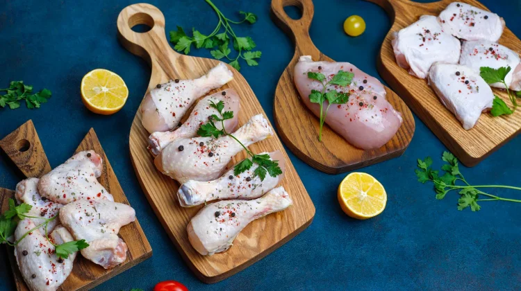 Dada, Paha, atau Sayap? Ini Beda Nutrisinya