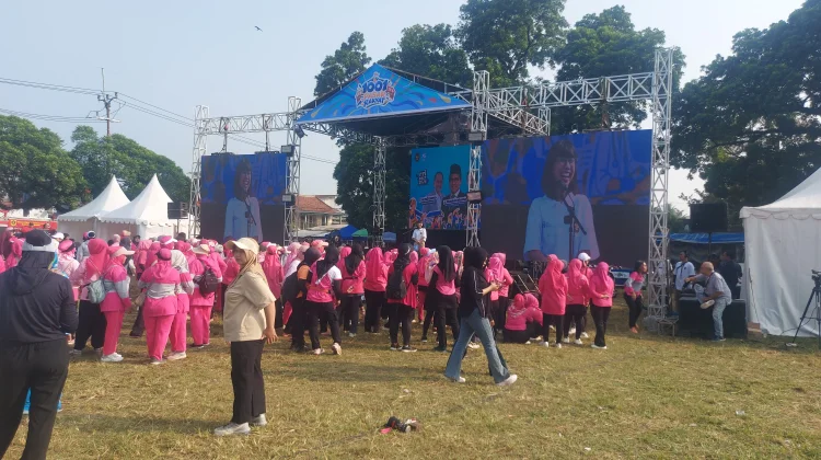Senam Bersama Awali RRI Fest 2026 di Lapangan Sakura Bogor
