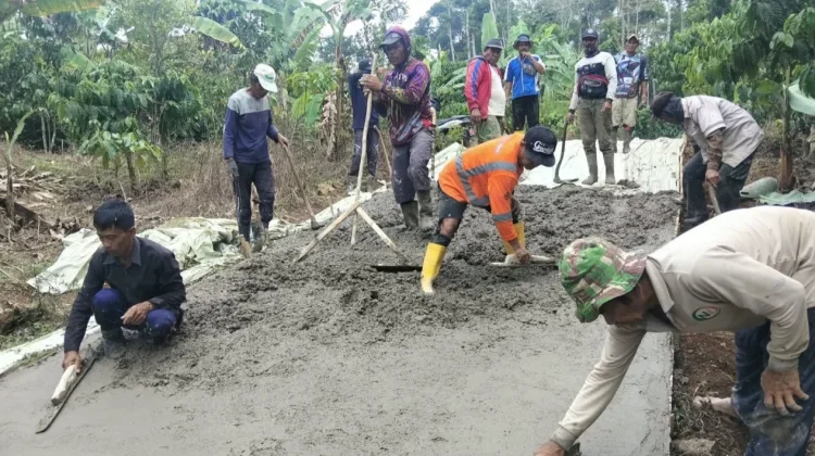 Jalan Penghubung Dua Kedusunan di Sukawangi Diperbaiki Melalui Bankeu 2026