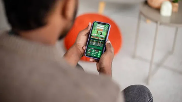 OJK Identifikasi 38.796 Rekening Terindikasi Judi Online