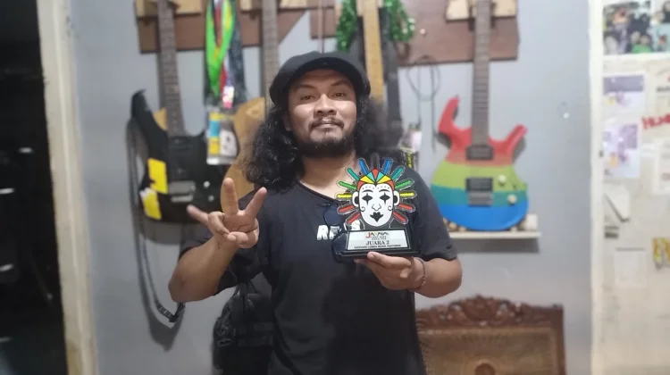 Mang Cung Padukan Musik Sunda dan Modern di Panggung Pantomim - RRI.co.id