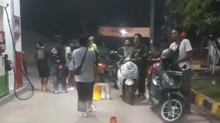 Konsumen SPBU Parungpanjang Keluhkan Bensin Bercampur Air