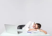 Ini Alasan Tidur Siang Baik untuk Kesehatan