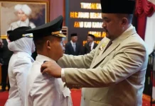 Apid Junaedi Dilantik Menjadi Camat Tenjolaya