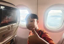 Tips Naik Pesawat untuk Anak-Anak agar Nyaman dan Menyenangkan