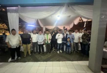 Berbagi Ramadan :  KNPI Kota Bogor Bagikan Takjil di Jalan