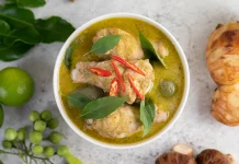 Sejarah Opor Ayam yang Identik dengan Lebaran