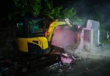 Pemkot Bogor Bongkar Bangunan Liar untuk Kelancaran Drainase