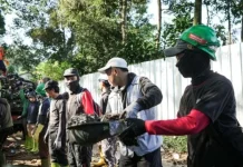 DLH Kabupaten Bogor bersama EIGER Angkut 6 Ton Sampah di Puncak