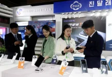 Ponsel Lokal Korea Utara Ditampilkan di Pameran Internasional
