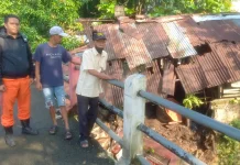 Tanah Longsor di Ciparigi Tutup Sebagian Kali Cibuluh