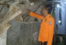 Tembok Rumah Warga di Tanah Sareal Bogor Ambruk akibat Lapuk