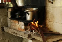 Dapur Warga  di Tanah Sareal Bogor Terbakar saat Memasak Ketupat Iduladha