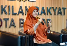 Komisi IV DPRD Mendorong PMR Jadi Wadah Kepemimpinan dan Kepedulian Pelajar