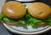 Resep Burger Homemade Sederhana, Juicy dan Lezat Ala Kafe di Rumah