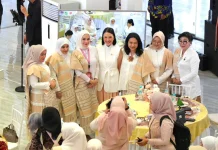 Naik Bentor (Becak Motor), Ketua TP PKK Kota Bogor Ikuti Rangkaian APEKSI 2026 di Medan