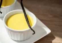 Perbedaan Vanili Cair dan Bubuk yang Wajib Diketahui sebelum Baking