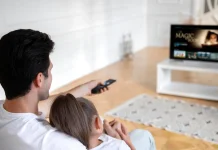 Menonton TV setelah Sekolah Tak Selalu Berdampak Buruk bagi Anak