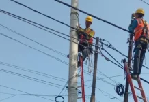 PLN Benahi Tiang Listrik Miring di Desa Pangradin Jasinga Kabupaten Bogor