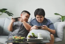 Membatasi Screen Time Anak tanpa Menimbulkan Konflik