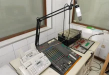 Evolusi Berita: Dari Gelombang Radio ke Media Online