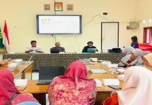 Warga Gunung Putri Kabupaten Bogor Dilatih Kelola Bank Sampah Digital