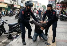 Pelaku Curas Bersenjata Tajam Diringkus Warga dan Polsek Gunungsindur