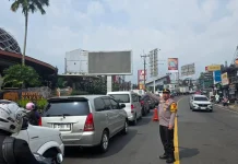 Kapolsek Cisarua Turun tangan Langsung Atasi Arus Wisata Puncak Bogor