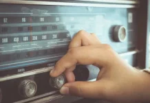 Radio Dulu dan Sekarang: Apa yang Berubah, Apa yang Tetap Dicari?