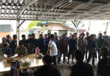 Resah ditagih Bank Keliling, Ratusan Warga Datangi Mapolsek Megamendung Bogor