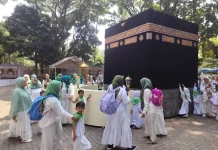 2.031 Anak PAUD Bogor Barat Ikuti Peragaan Manasik Haji