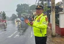 Kawasan Wisata Puncak Bogor Diguyur Hujan usai Shalat Istisqa