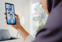 Sering Video Call dengan Orang Tua, Benarkah Selalu Baik untuk Anak?