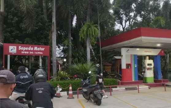 Ekomom Konstitusi: BBM langka, Sejauh Mana Kinerja BPH Migas
