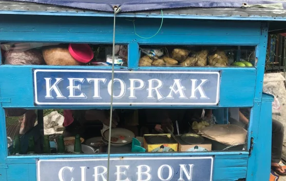 Kuliner Legendaris yang Menyimpan Misteri Asal Usul