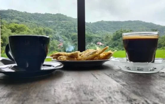 Ngopi Pagi: Mengapa Rasanya Lebih Nikmat saat Hari Libur?